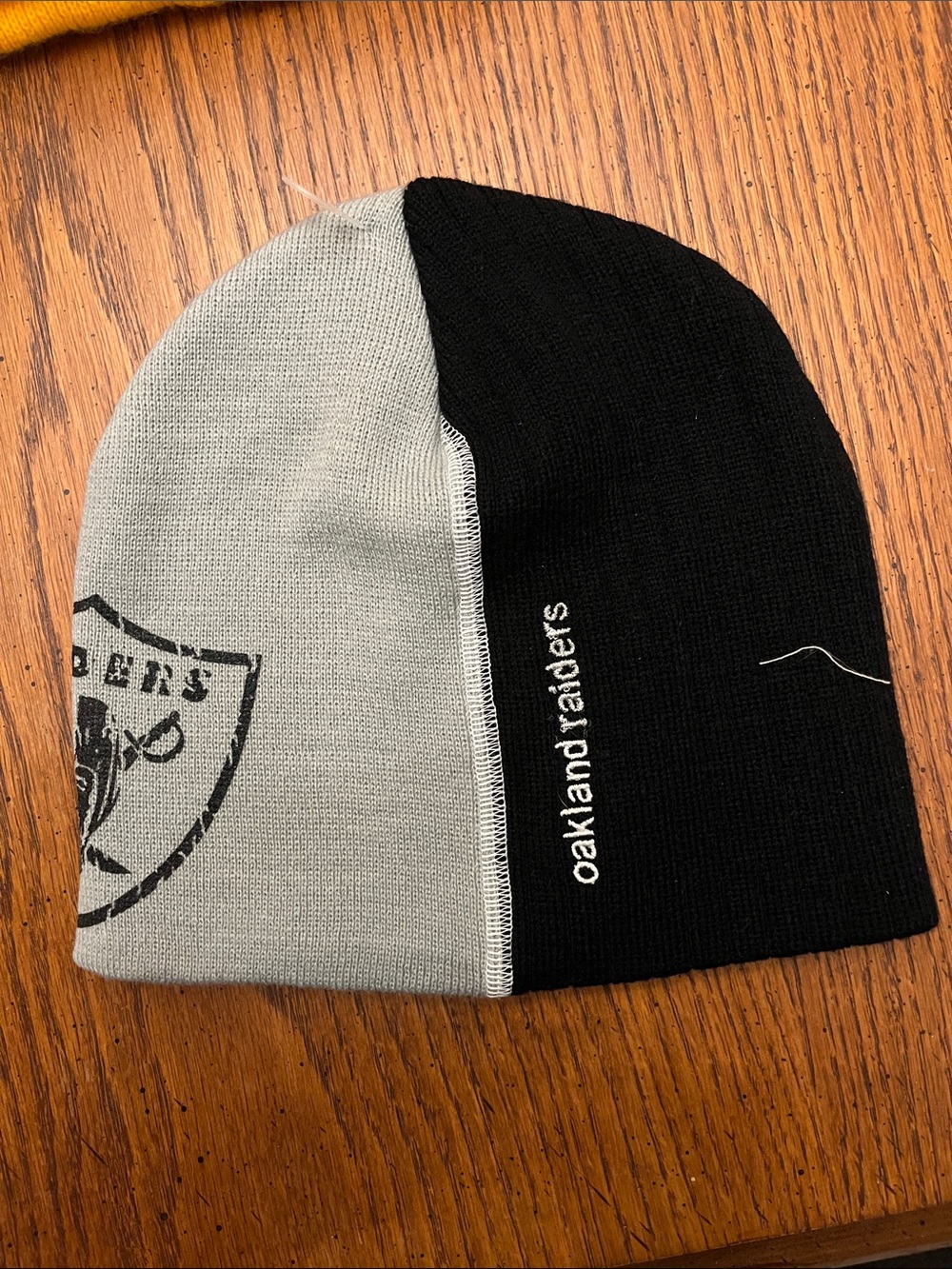 Vintage Oakland Raiders Black & Gray Reversible Beanie
